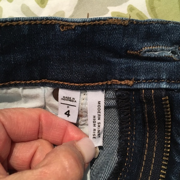 Loft Jeans Destressed - Picture 3 of 6